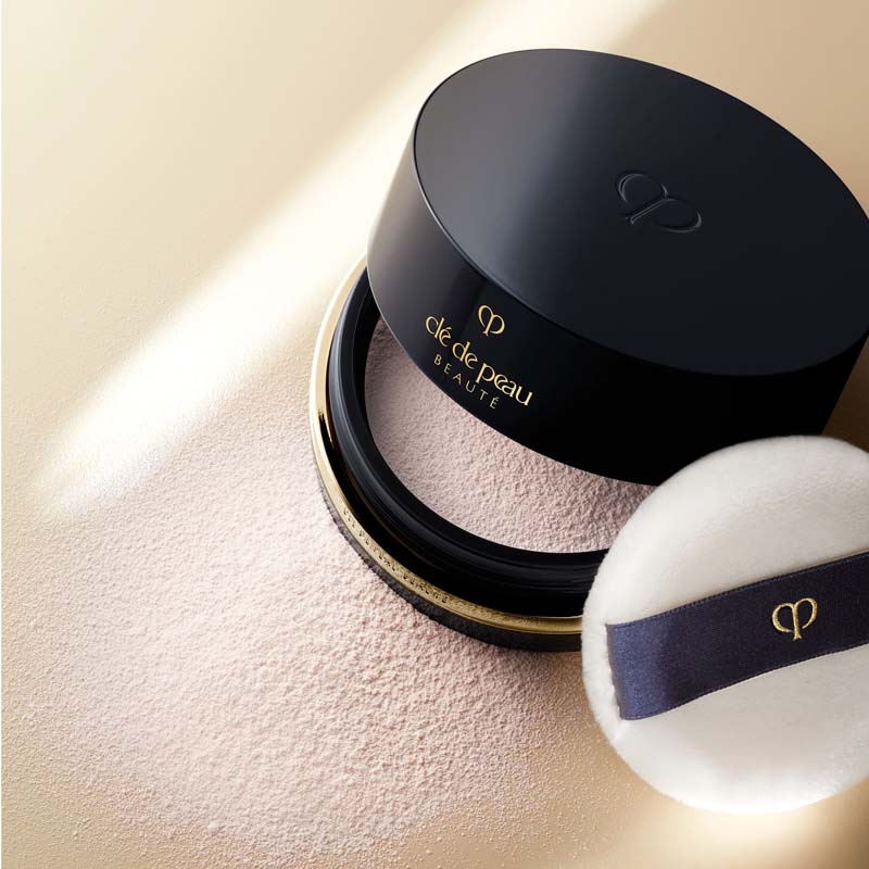 Clé de Peau BeautéTranslucent Loose Powder