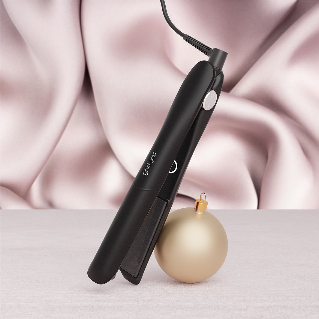 ghd gold festive gift set in black
