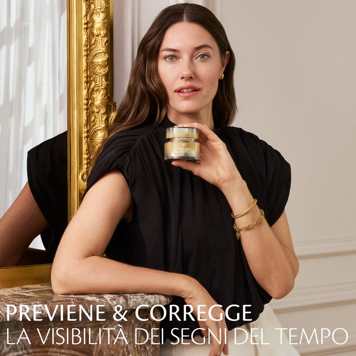 Clé de Peau Beauté Restorative Cream