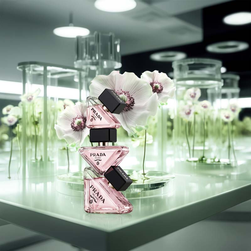 Prada Paradoxe Virtual Flower