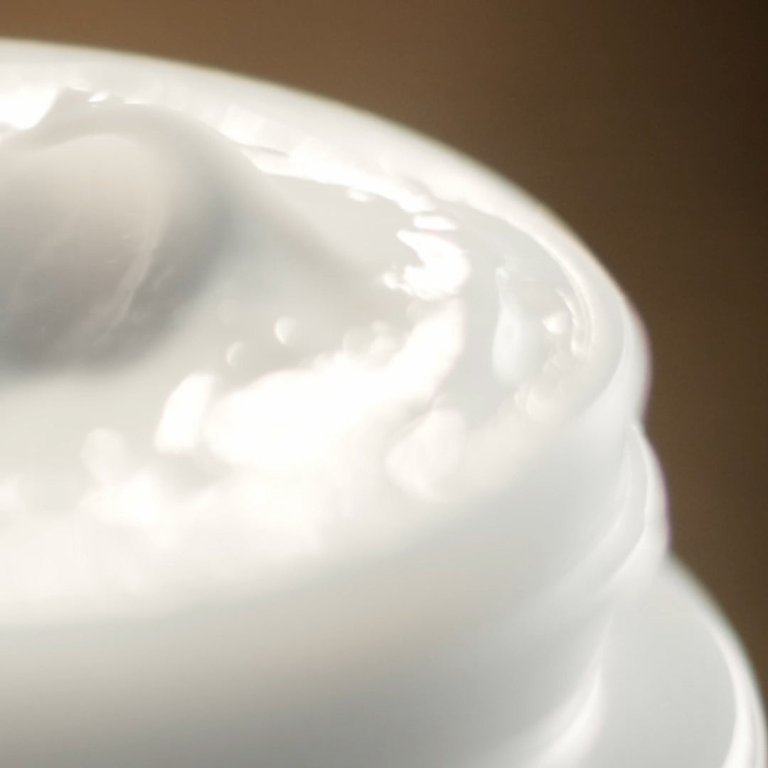 The Moisturizing Soft Cream New