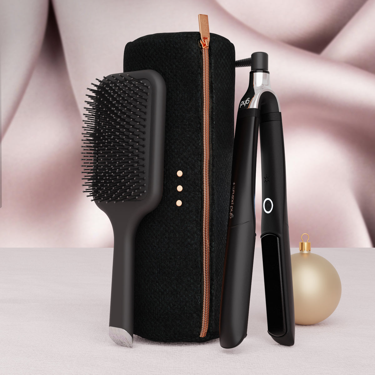 ghd platinum + gift set in black