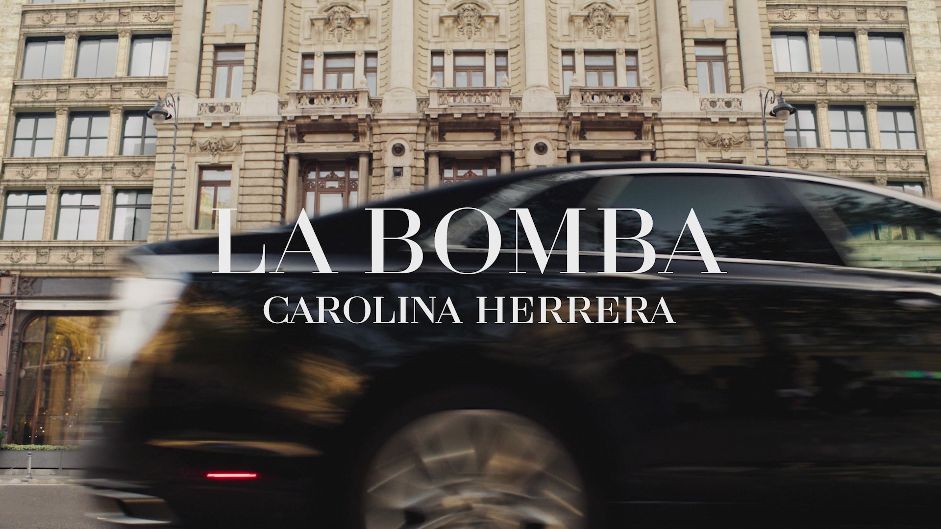 Carica il video: 
